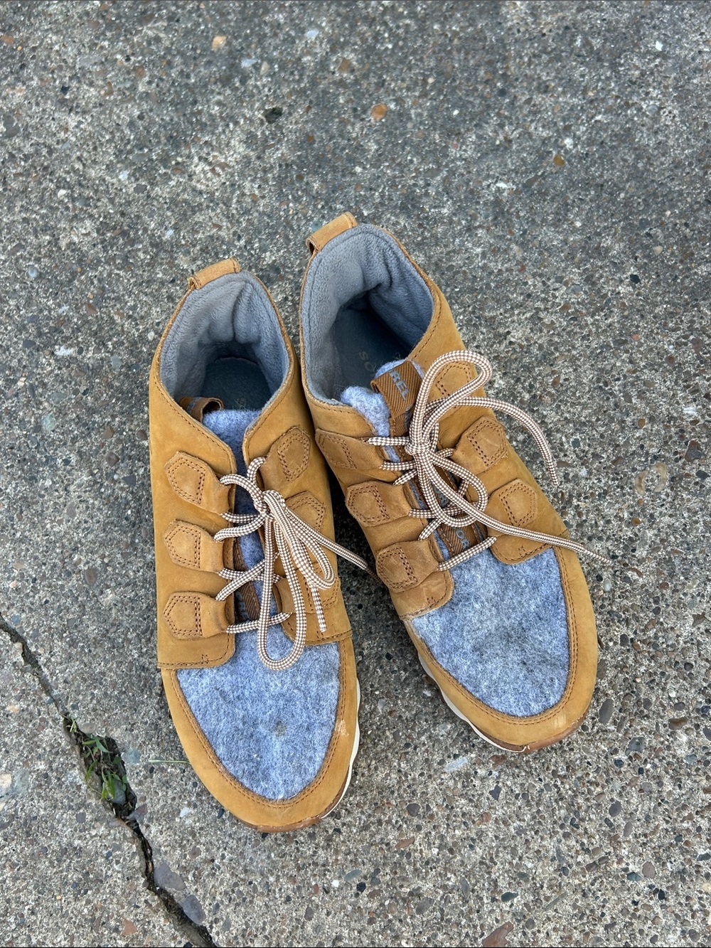 Sorel women’s Tan Leather & Gray Wool Trail Sneakers - Picture 7 of 9